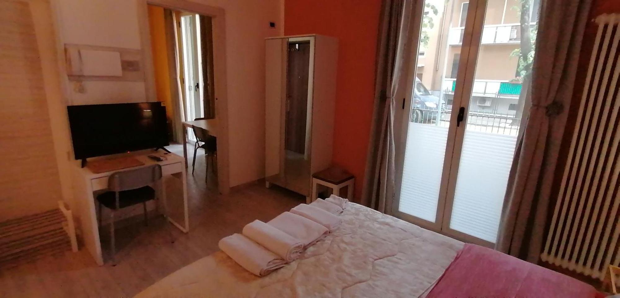 Apartemen B8 *